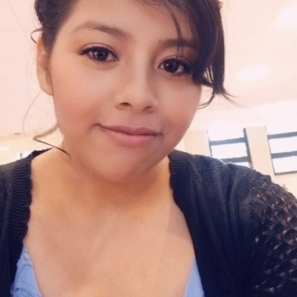 Meet your Posher, Angie